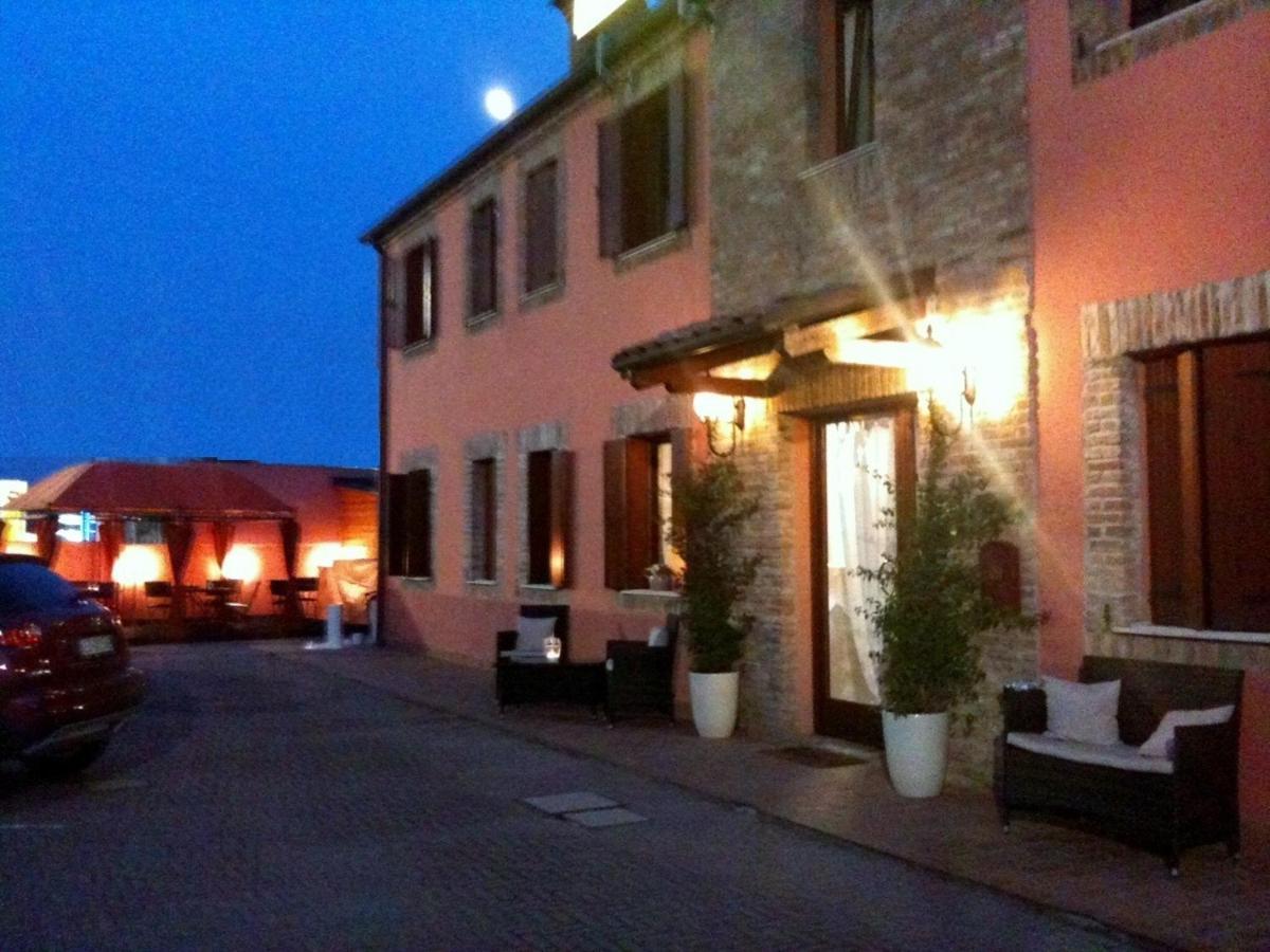 Hotel Le Corti Pitstop Ferrara Luaran gambar