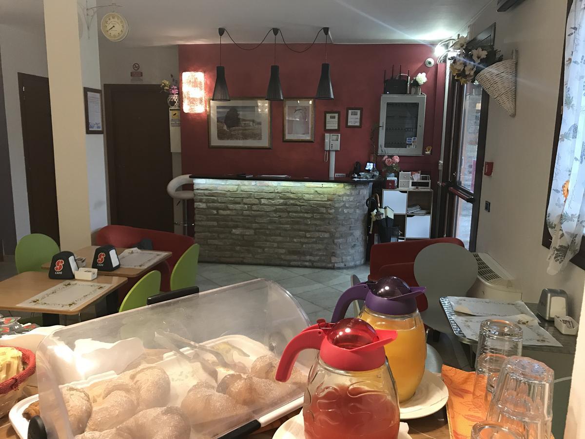 Hotel Le Corti Pitstop Ferrara Luaran gambar